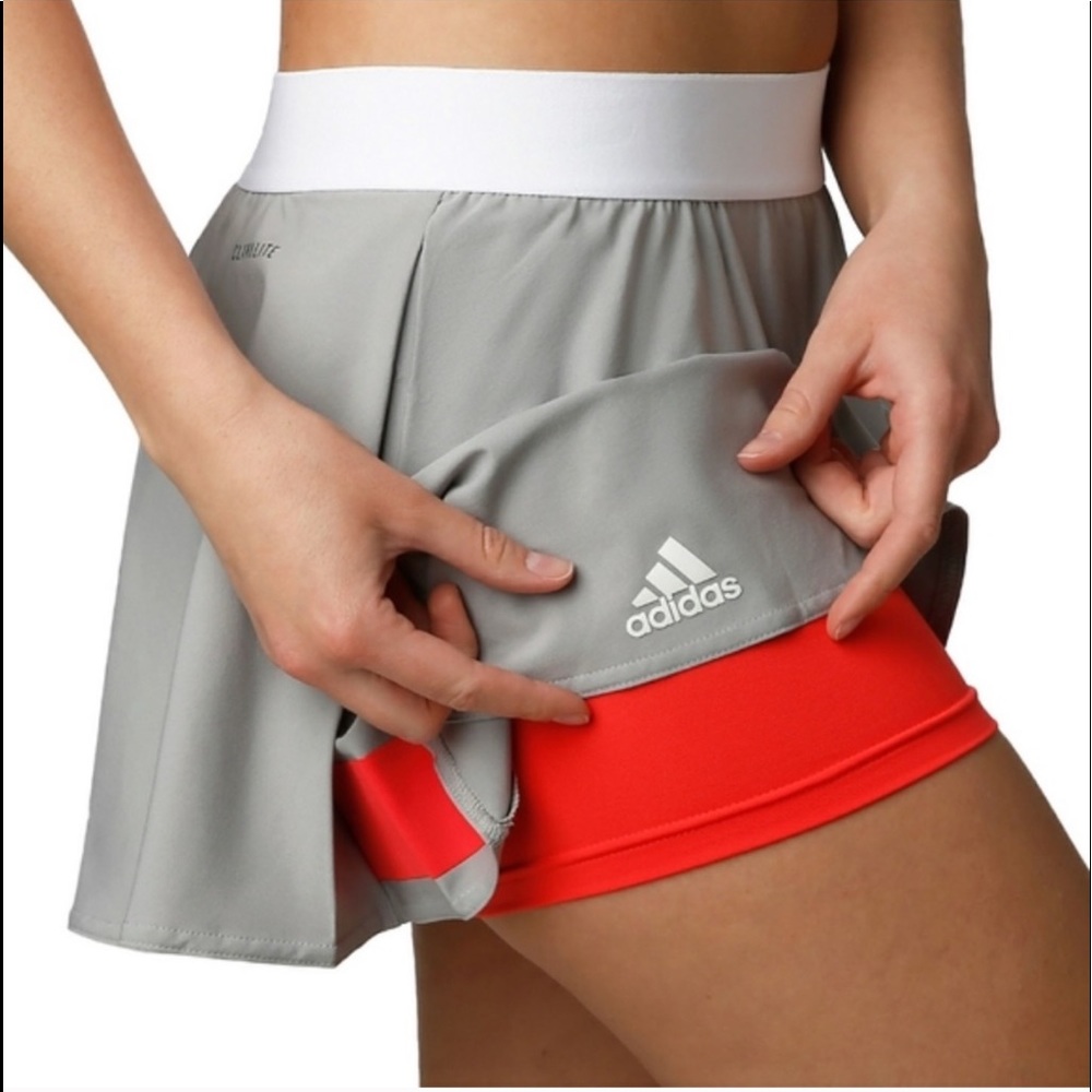 Adidas grey / white tennis skirt